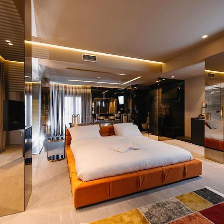 Bërxull Hotel Egnatia מראה חיצוני תמונה