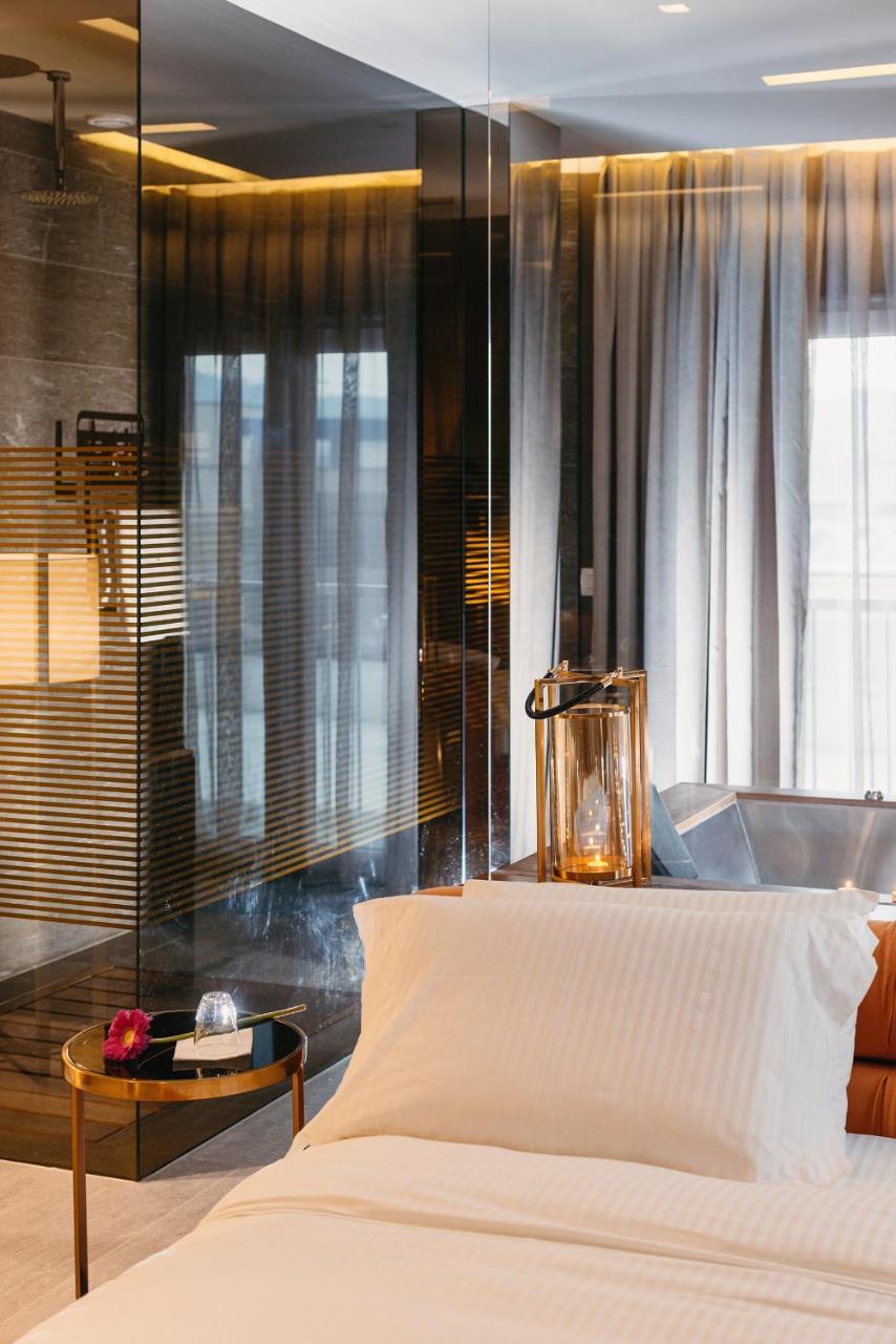 Bërxull Hotel Egnatia מראה חיצוני תמונה